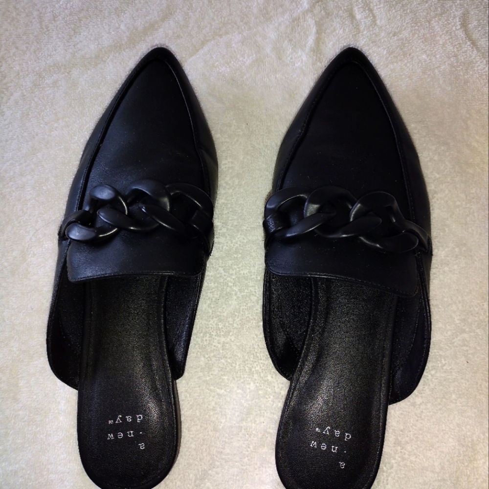 Size 8 Women's Leather flat Mule Shoes Black